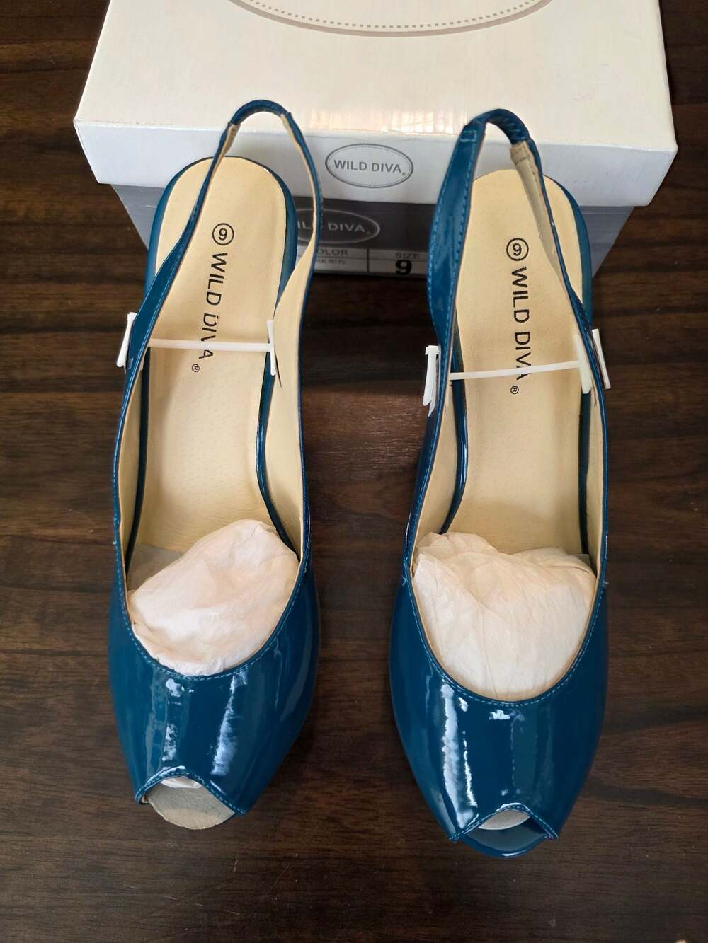 New Wild Diva Blue Patent Leather Peep Toe Slingback Wedge Sandals Sz 9